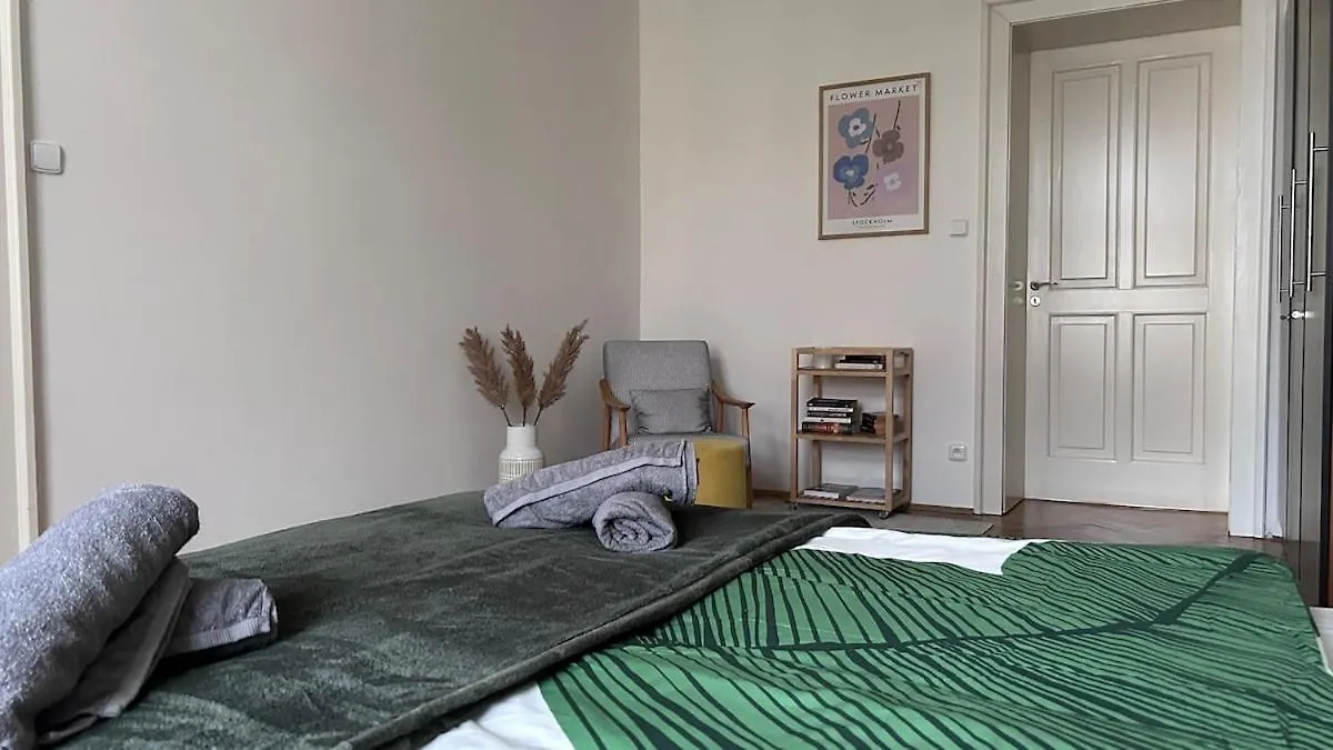 Apartment Stylish Accommodation In The Center Of Prague